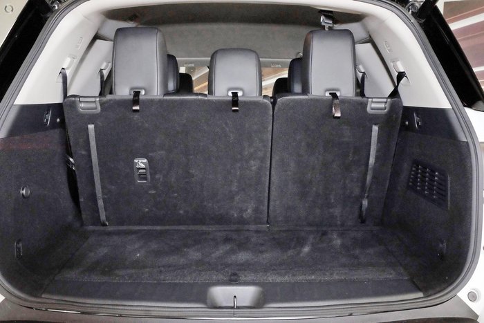 2024 Nissan Pathfinder Ti