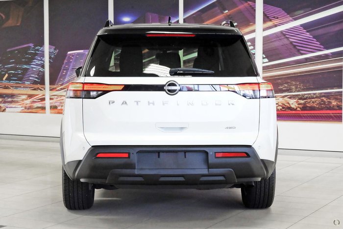 2024 Nissan Pathfinder Ti