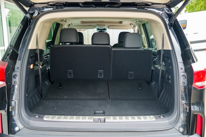 2024 LDV D90 Executive