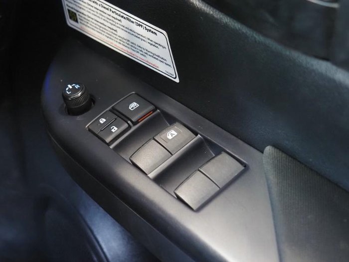 2022 Toyota Hilux SR