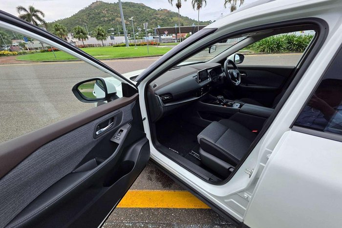 2025 Nissan X-TRAIL ST T33 MY25 Solid White