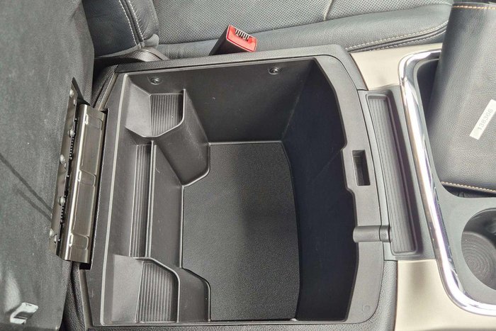 2019 RAM 1500 Laramie DS MY19 4X4 Dual Range Bright White