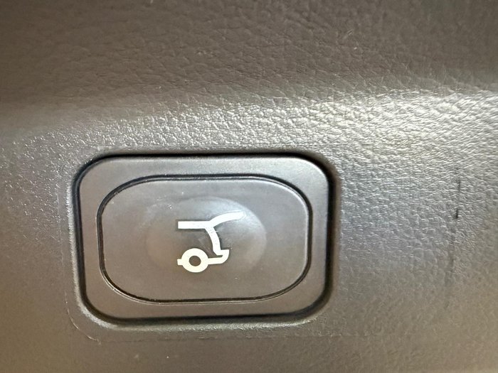 2025 Ford Everest Trend