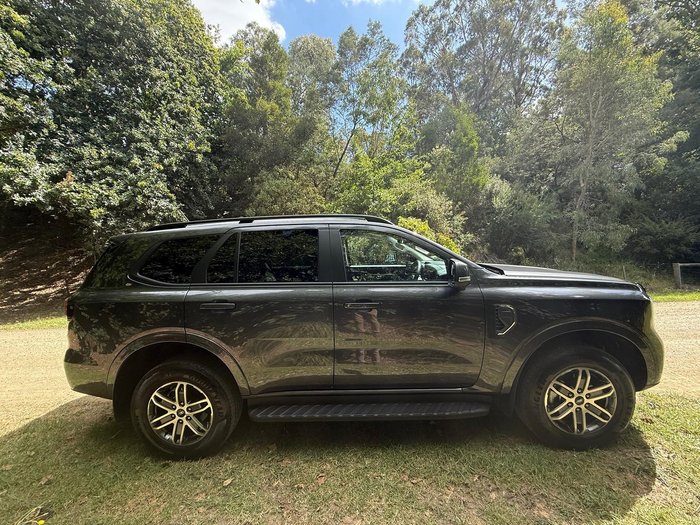 2025 Ford Everest Trend