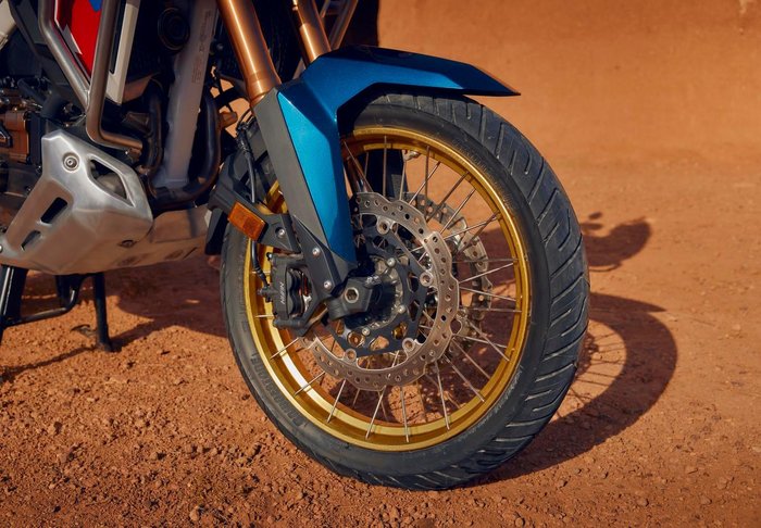2025 Honda Africa Twin ES (CRF1100A3)