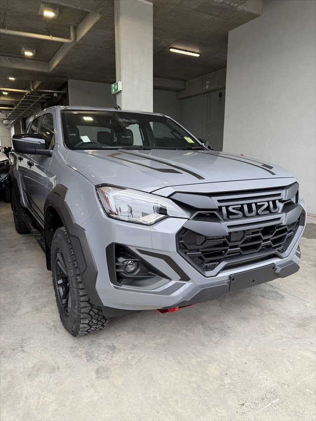 2025 Isuzu D-MAX
