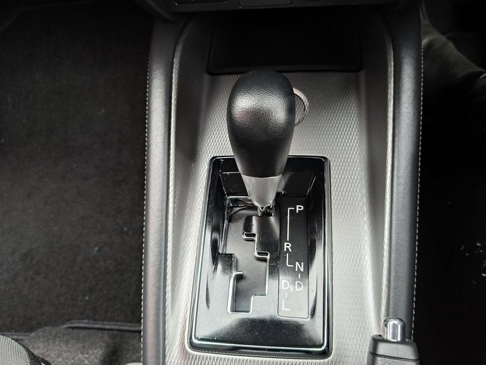 2024 Mitsubishi ASX ES