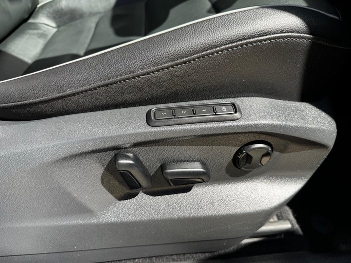 2016 Volkswagen Tiguan 110TSI Comfortline 5N MY17 Deep Black