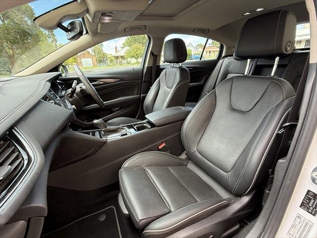 2018 Holden Calais V