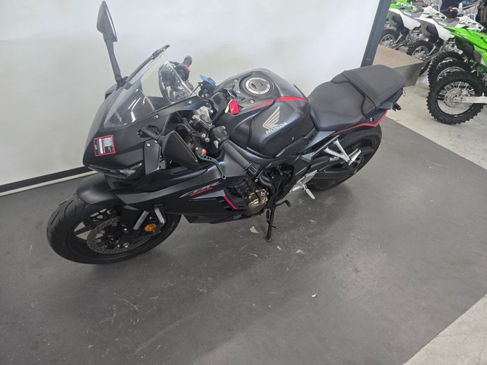 2019 Honda CBR650R Black