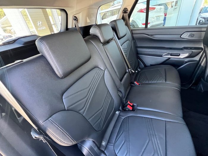 2025 Ford Everest Trend