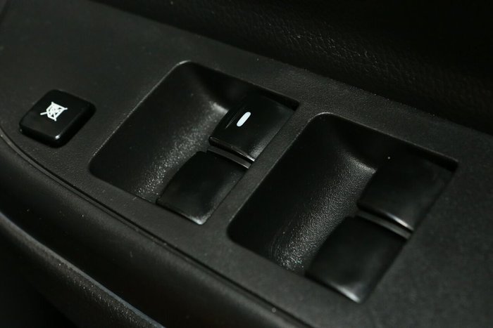 2019 Mitsubishi Triton GLX+