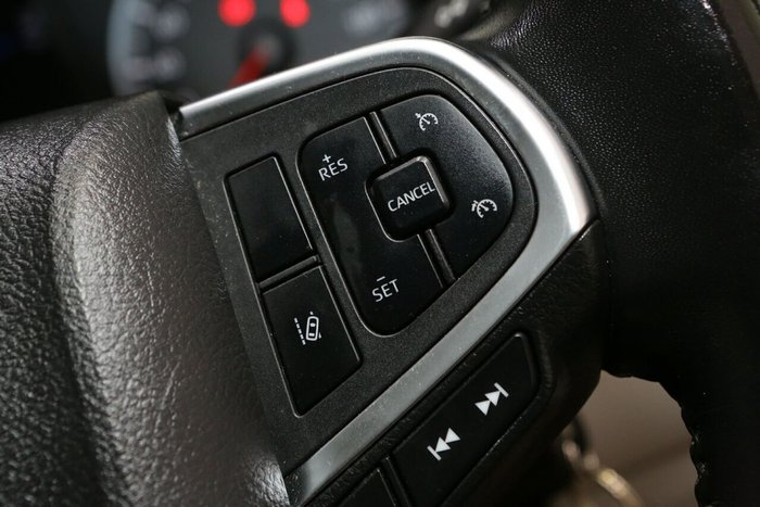 2022 Toyota Hiace