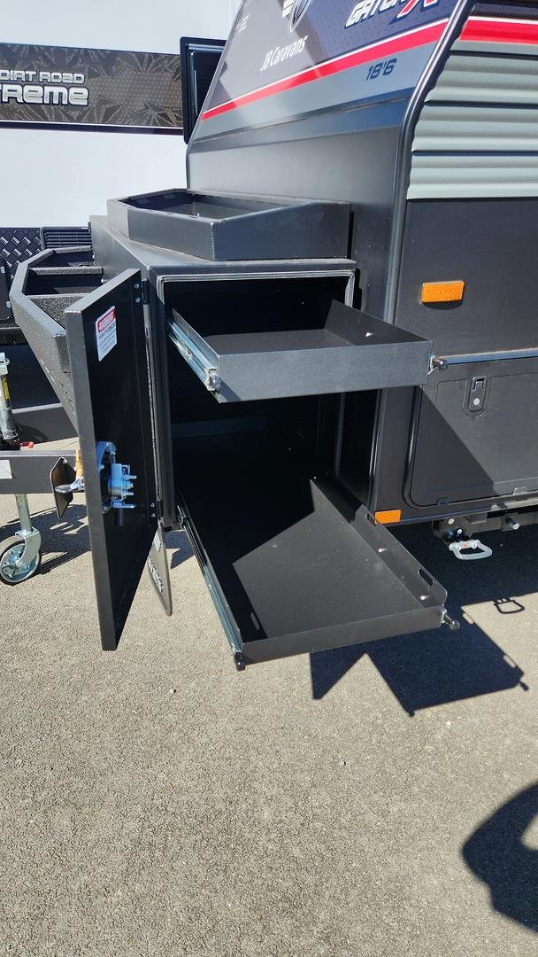 2026 JB Caravans Gator X 18'6 Club Lounge