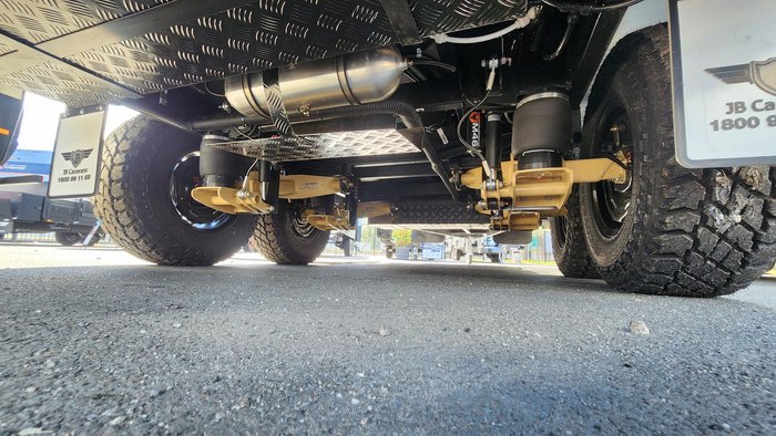 2026 JB Caravans Gator X 18'6 Club Lounge