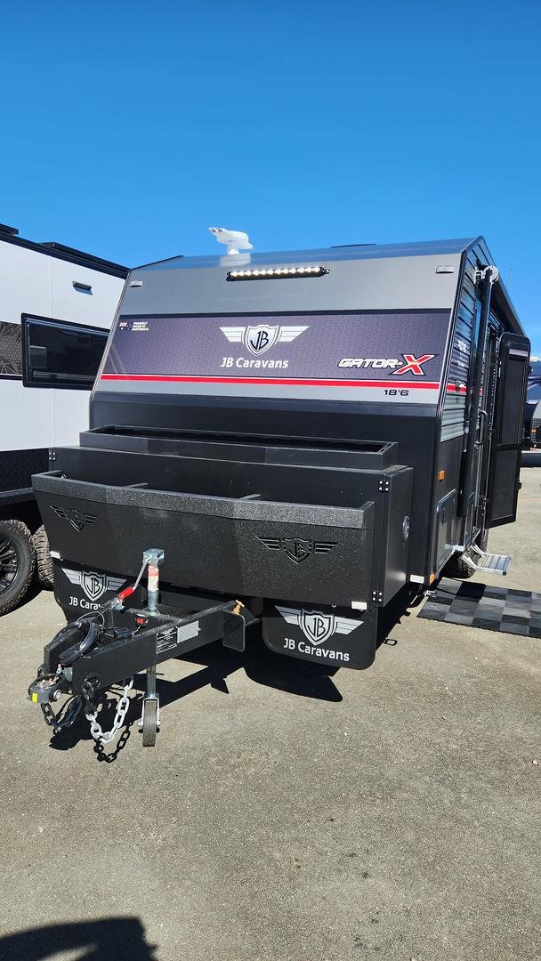 2026 JB Caravans Gator X 18'6 Club Lounge