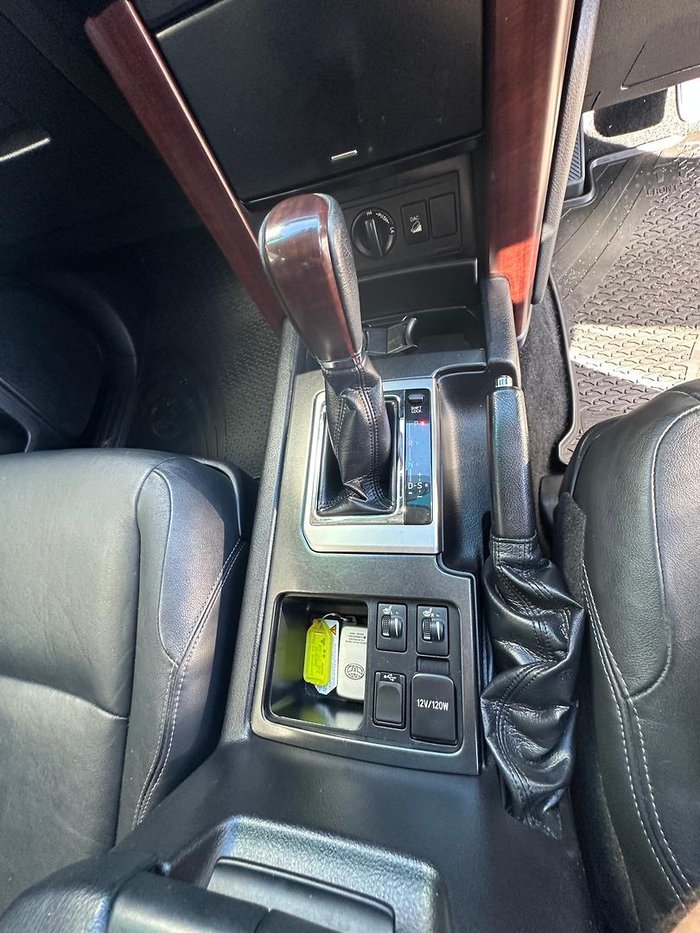 2017 Toyota Landcruiser Prado VX