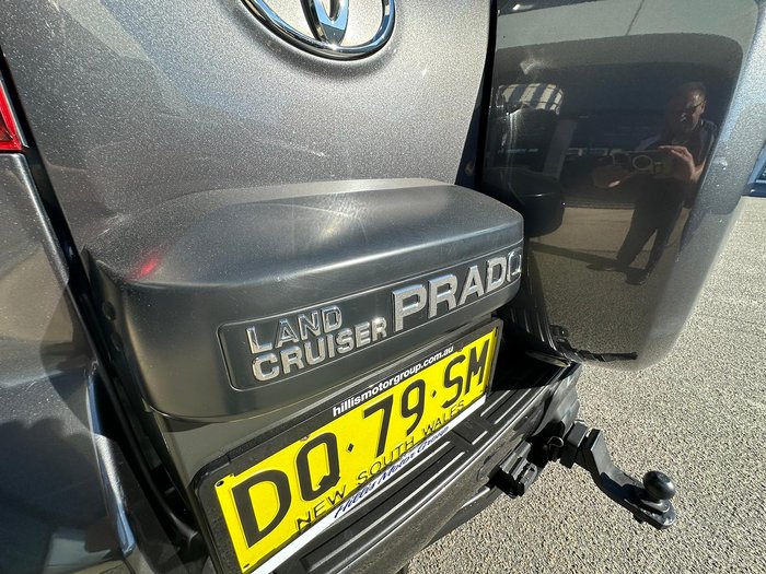 2017 Toyota Landcruiser Prado VX