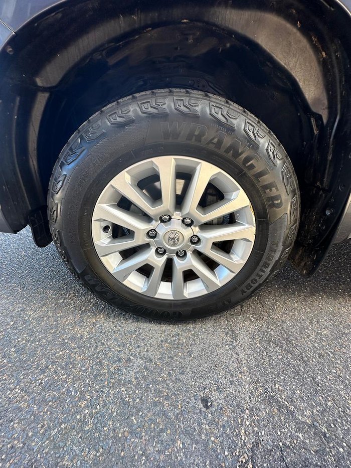 2017 Toyota Landcruiser Prado VX