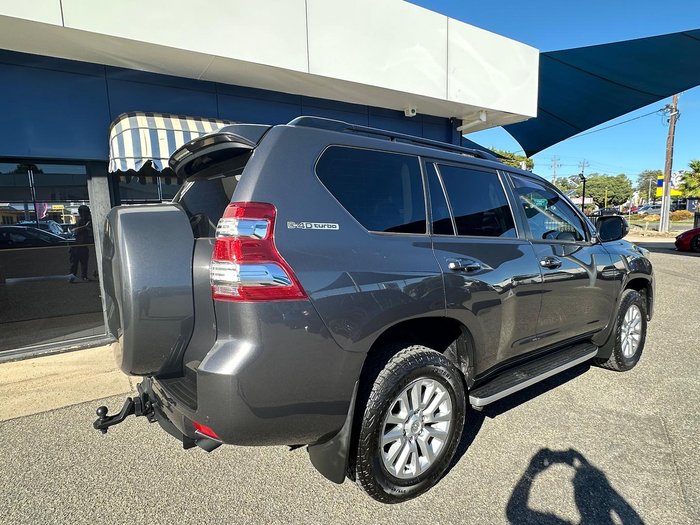 2017 Toyota Landcruiser Prado VX