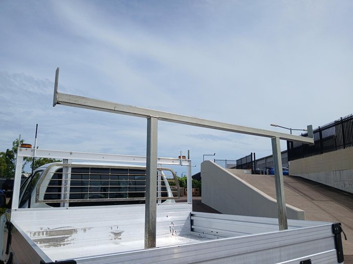 2022 Mitsubishi Triton GLX