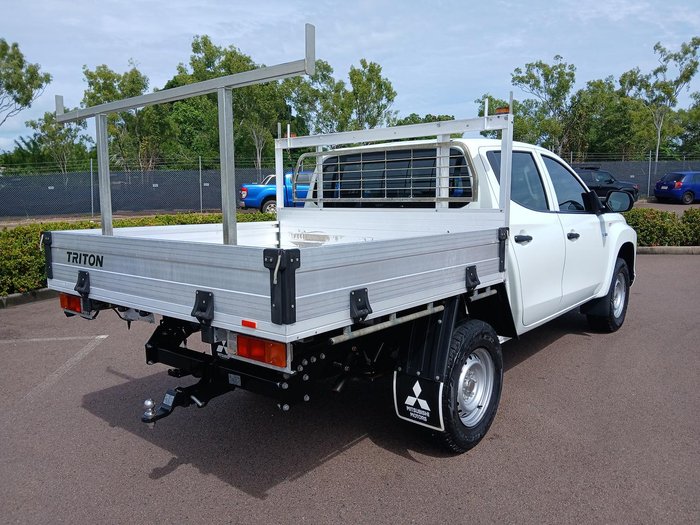 2022 Mitsubishi Triton GLX