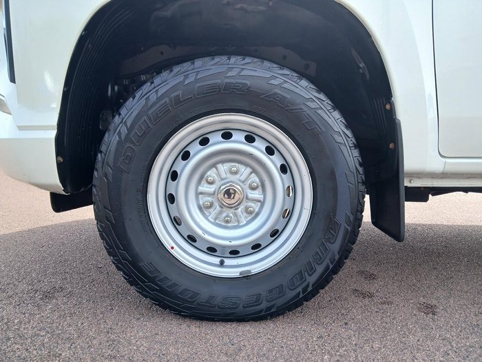 2022 Mitsubishi Triton GLX