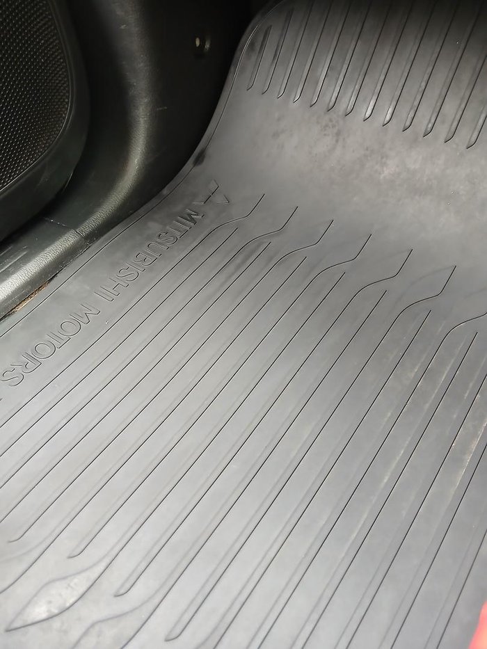 2022 Mitsubishi Triton GLX