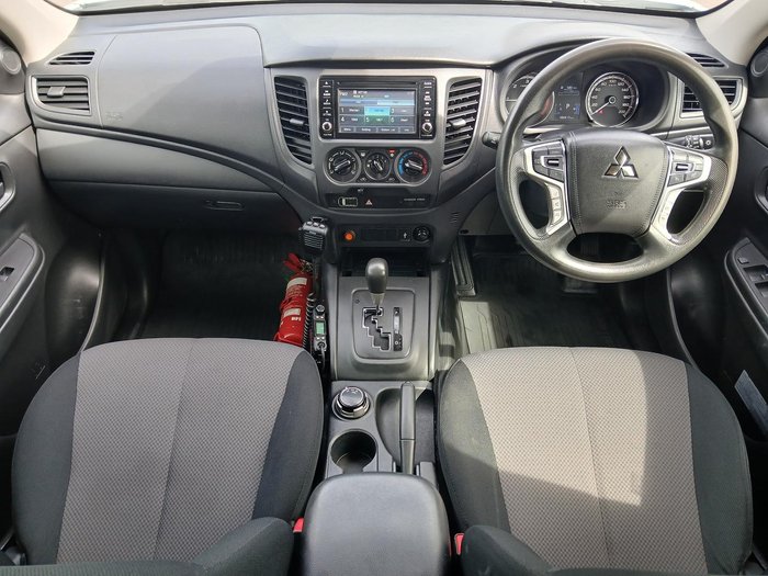 2022 Mitsubishi Triton GLX