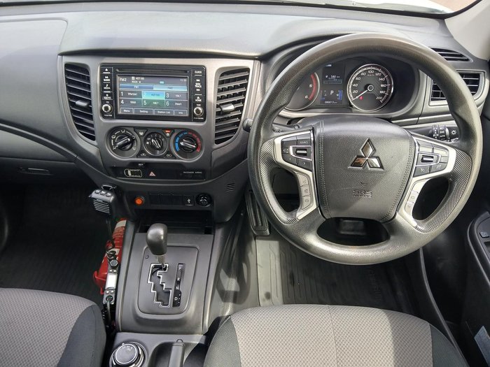 2022 Mitsubishi Triton GLX