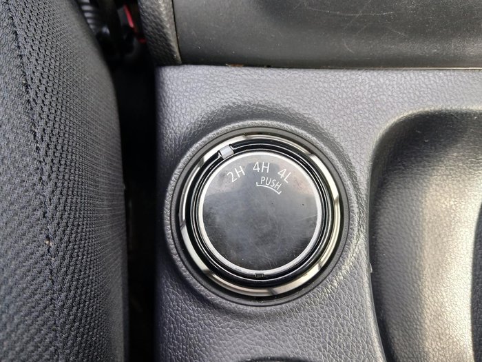 2022 Mitsubishi Triton GLX