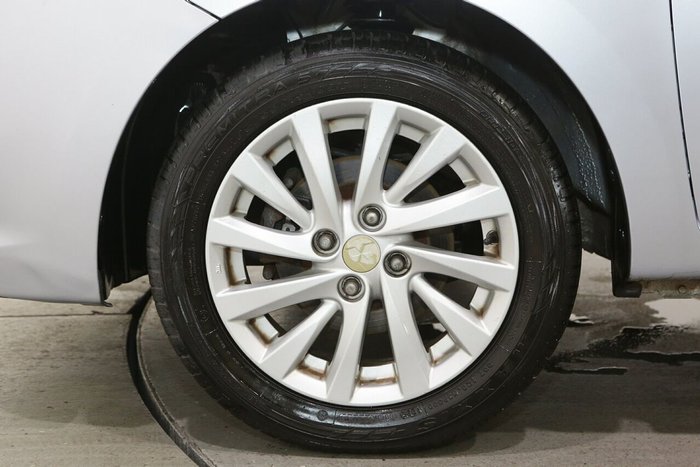 2015 Mitsubishi Mirage ES