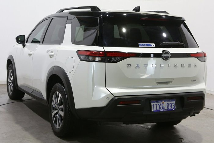 2024 Nissan Pathfinder Ti