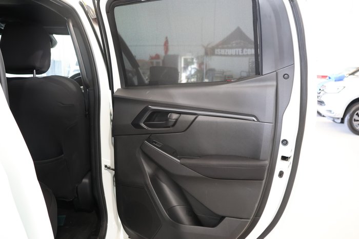 2024 Isuzu D-MAX X-RIDER