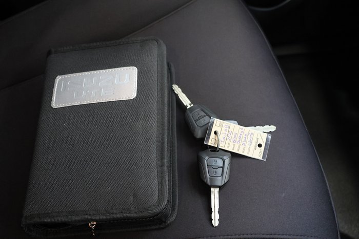 2024 Isuzu D-MAX X-RIDER