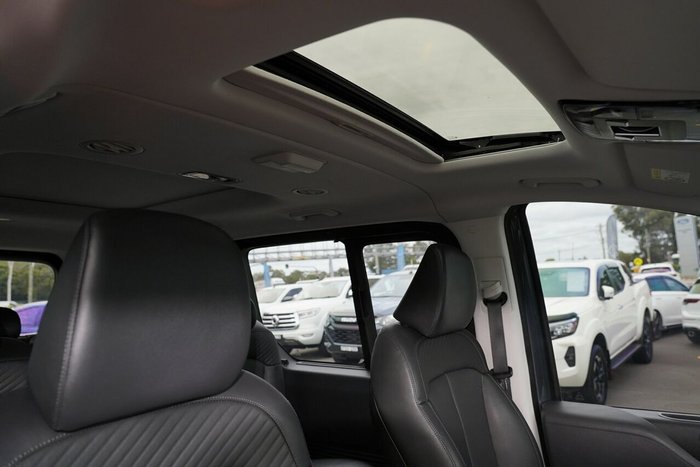 2022 Hyundai STARIA Highlander