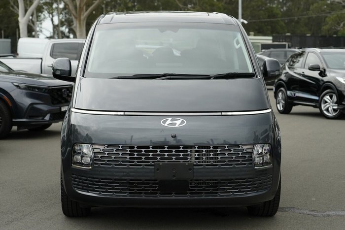 2022 Hyundai STARIA Highlander