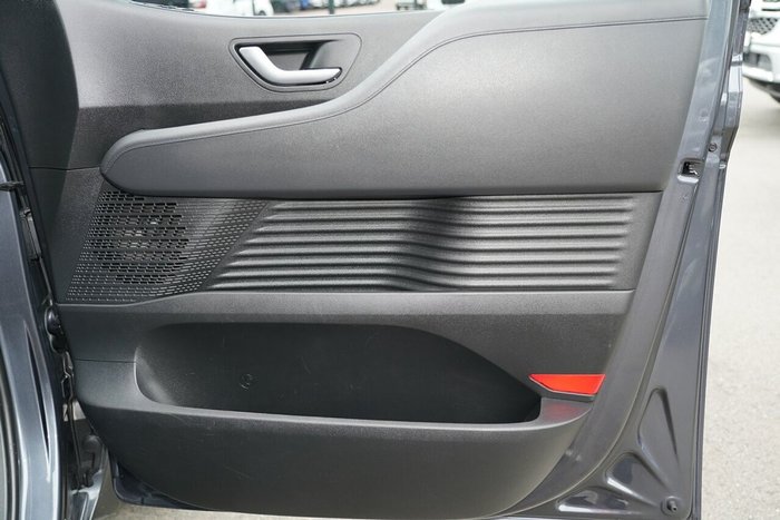 2022 Hyundai STARIA Highlander