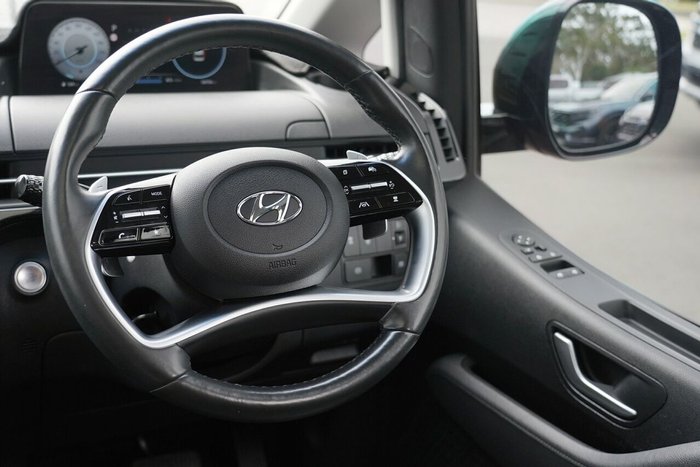 2022 Hyundai STARIA Highlander