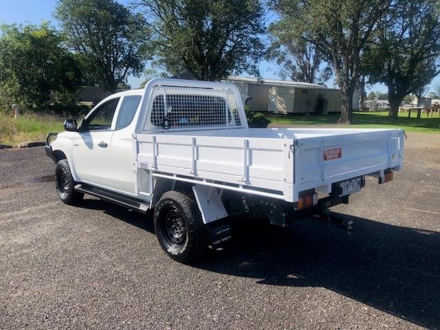 2023 Mitsubishi Triton GLX