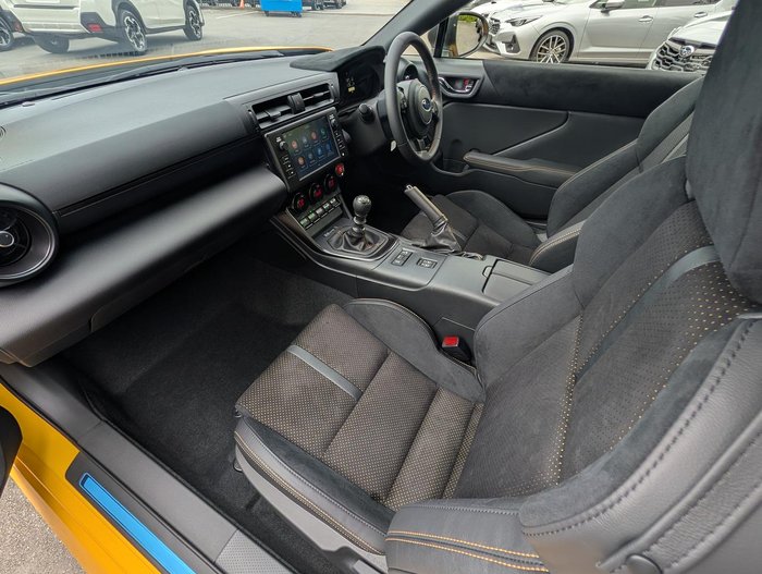 2025 Subaru BRZ tS Kiiro