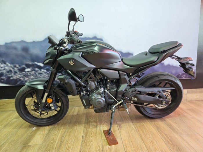 2025 Yamaha MT-07 LA (ABS)