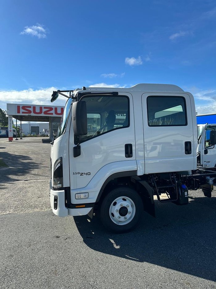 2025 Isuzu F Series FRR 110-240 AM C52