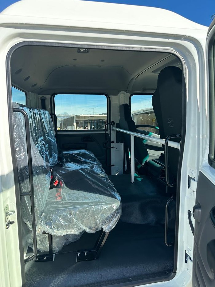 2025 Isuzu F Series FRR 110-240 AM C52