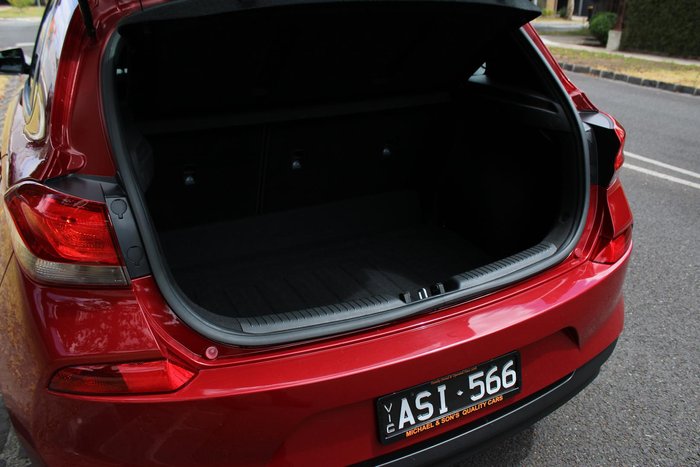 2017 Hyundai i30 Go PD MY18 Fiery Red