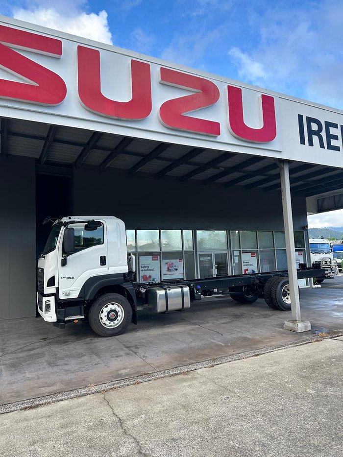 2025 Isuzu F Series