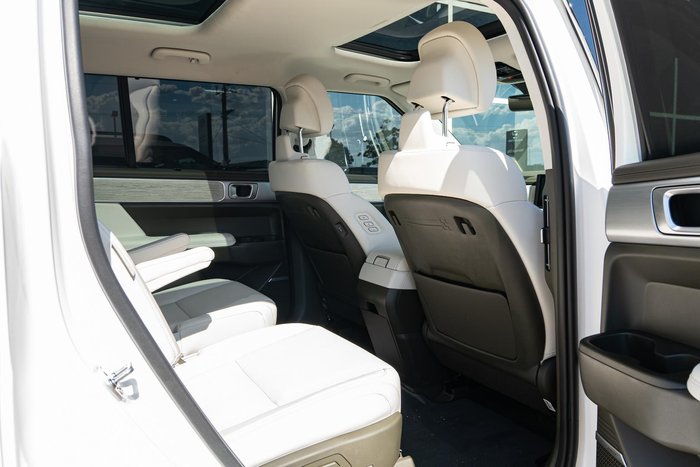 2024 Hyundai Santa Fe Hybrid Calligraphy MX5.V1 MY25 AWD Creamy White Matte