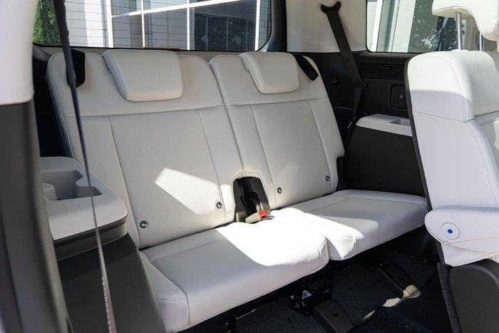 2024 Hyundai Santa Fe Hybrid Calligraphy MX5.V1 MY25 AWD Creamy White Matte