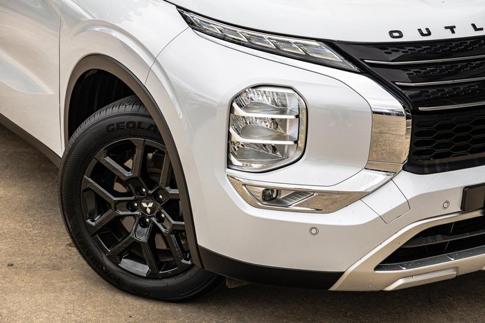 2022 Mitsubishi Outlander LS ZM MY23 AWD White