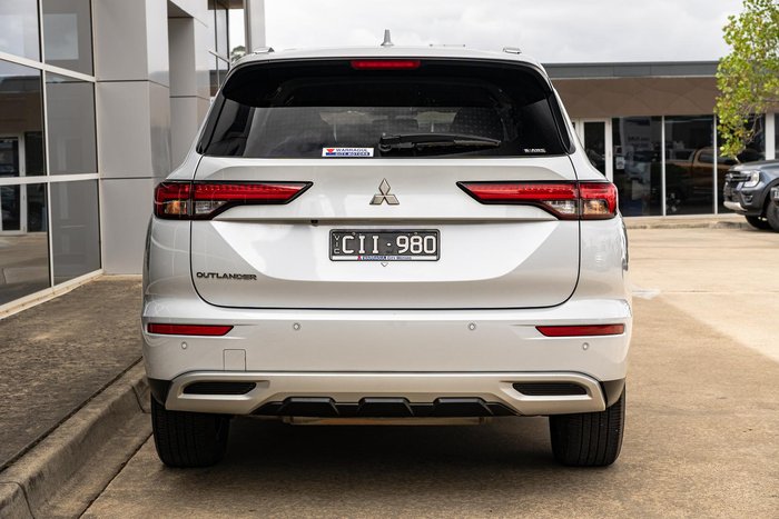 2022 Mitsubishi Outlander LS ZM MY23 AWD White